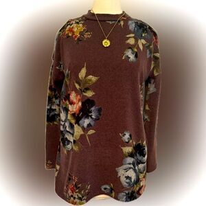 Boutique-purchased MTS cold-shoulder floral sweater!